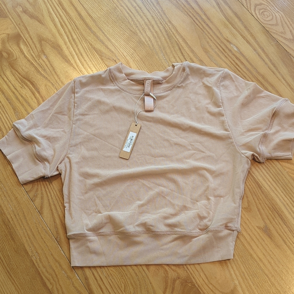 SKIMS Summer Mesh T-shirt Top Tee Clay